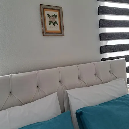 Tei, With Swimming Pool In Oeluedeniz New Villa Fethiye